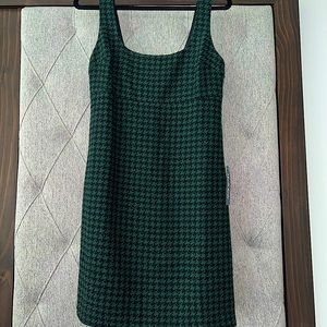 Era by ModCloth Bountiful Bookshelf Shift Dress Emerald Green Houndstooth